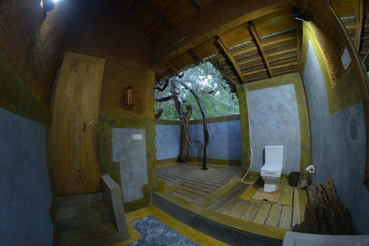 Tree House Mutu Village منتجع 3*